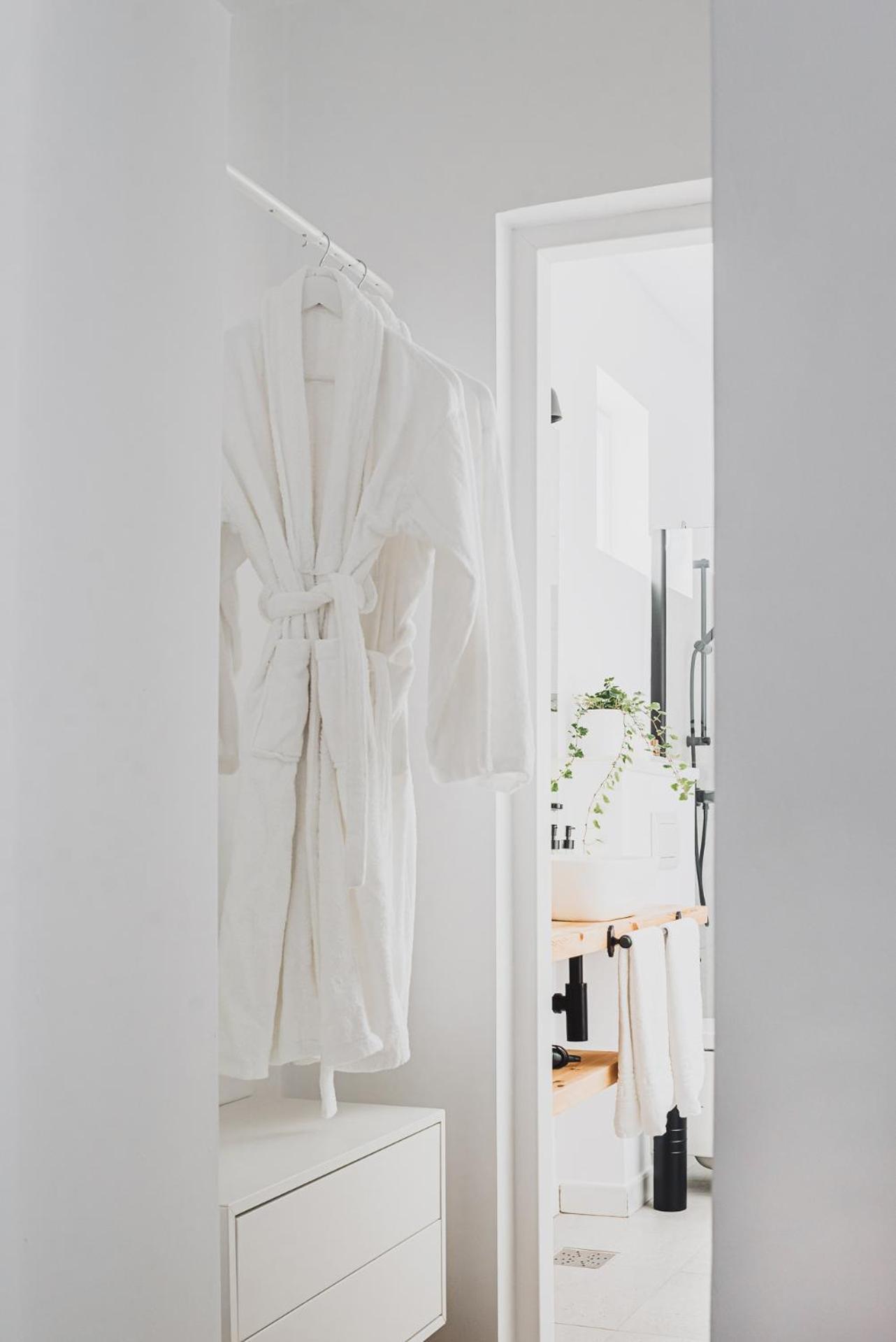 Voya Nordic Apartment-a Luxury Oasis In The Old Town *
