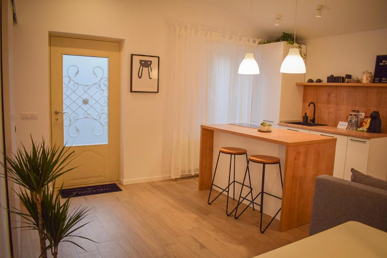 Voya Nordic Apartment-a Luxury Oasis In The Old Town Apartment